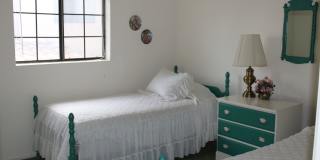 Riverfront 4 Bedroom Vacation Home Includes utiliities Gallery 16