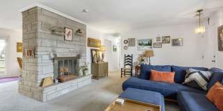 1114 E Goldspur Drive Gallery 7