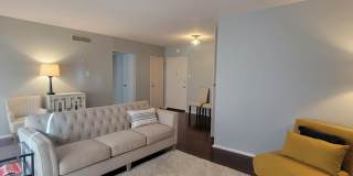 Beautiful Condo In Historic Quapaw Tower Gallery 6