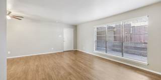 Premier Gardens Apt. Gallery 11