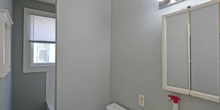 3-Bed 1-Bath Lower Level Unit in Minneapolis - Available Now! Gallery 13