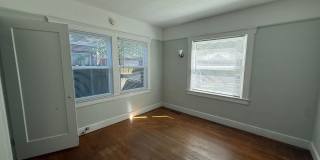 Cozy 2 bed 1 bath available now! Gallery 12
