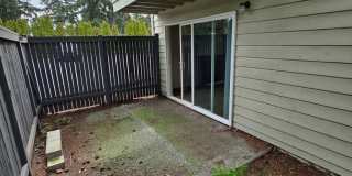 Renton Sunset Heights Condominiums - 2 bedroom 1 bathroom lower floor unit - W/S/G included- Available NOW!! Renton Sunset Heights Condominiums - 2 bedroom 1 bathroom lower floor unit - W/S/G included- Available NOW!! Gallery 25