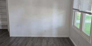 Spacious 4-Bedroom Home with Large Fenced Yard in a Quiet Neighborhood Spacious 4-Bedroom Home with Large Fenced Yard in a Quiet Neighborhood Gallery 3