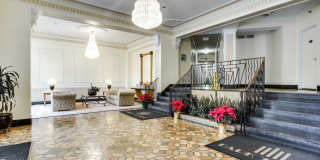 Spacious Studio Across from Meridian Hill Park! Gallery 13