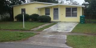 3 Bed 1 Bath Home | Pet Friendly | Washer Dryer Hook Ups & Central Air | Section 8 Welcome Gallery 1