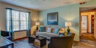 Lake Forest Apartments Gallery 3
