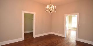 Historic Townhome !! Gallery 5