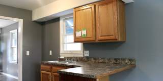 Nice 2 bedroom 1 Bath Home - Quiet area - Video Tour on Youtube @ 855manager Gallery 8