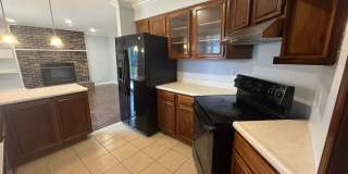 Unique 3BR/2.5BA Southwest Columbia Rental – Near Rock Bridge High! Gallery 29