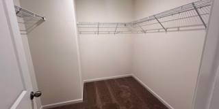 Beautiful 3BR/2.5BA Townhouse located in Kellerton Place Gallery 15