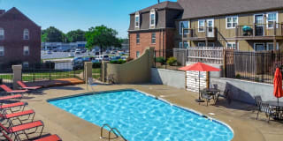 London Towers Gallery 13