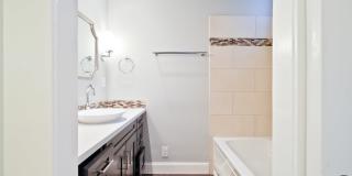 1240 Sanchez Street - 1 Gallery 14