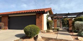 Upgraded townhome by Southgate Golf Course - Small dogs allowed Gallery 1