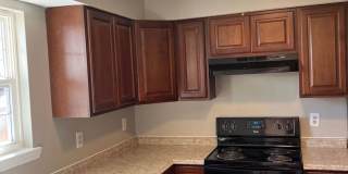 PRE-LEASING: Spacious 3BR/2.5BA Townhome | New Flooring | Near Stone Mountain Park Gallery 1
