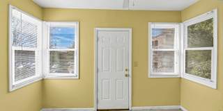 Charming 2 Bedroom Home Just Blocks from USC Campus with Great Parking & Move-In Ready Appeal Gallery 19