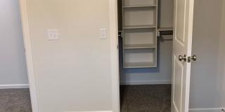 3 bedroom, 2.5 bathroom, 2 car garage Gated Neighborhood Gallery 24