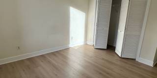 289-291 King Gallery 19