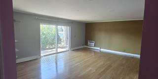 606 East Algonquin Road Gallery 1