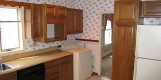 No Brokers Fee, In-Unit Washer and Dryer, Parking Included No Brokers Fee, In-Unit Washer and Dryer, Parking Included Gallery 1