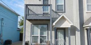 5726 Beach Dr Gallery 1