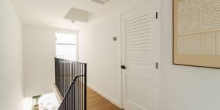 6765 Lexington Ave Gallery 12
