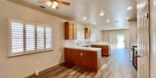 Spacious Four Bedroom Napa Home Gallery 8