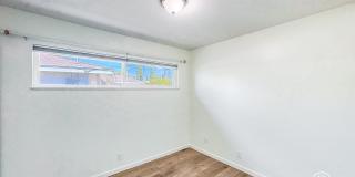 SD: 3BD/2BA Home in Oceanside with Private Backyard, Wood-Burning Stove & In-Unit Laundry Gallery 18
