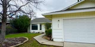 4 Bedroom in Candlewood Subdivision Gallery 1