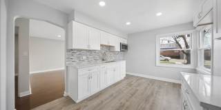 7732 S Springfield Avenue Gallery 5