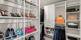 10878 FOXTROT Circle Gallery 24