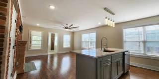 2529 E Admiral Pl - D Gallery 8