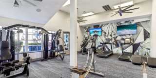 23Twelve Luxe Apartments Gallery 4