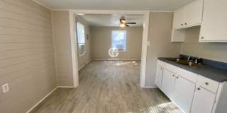 Remodeled 2 bedroom / 1 bathroom home available now! Gallery 7