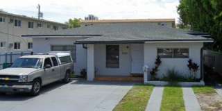 1060 SW 36 Ct Gallery 8