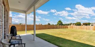 Newly built 3 Bed 2 bath home with Large backyard Gallery 23