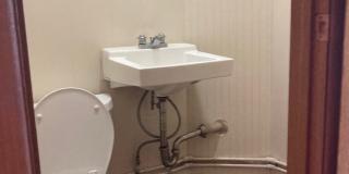 2718-2720 S. Stewart Gallery 14