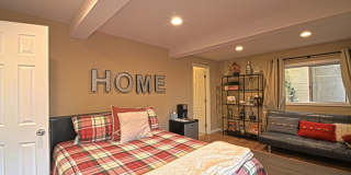 Beautifully Renovated Craftsman with Private Yard & Guest Suite in Prime Bankers Hill Gallery 24