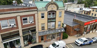 409 Main St Gallery 19