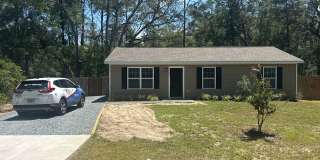 Newer 3/2 in the country with fenced yard and shed Gallery 1