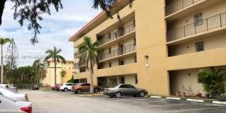 8889 Fontainebleau Blvd Gallery 1