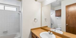 208 Hudson Pl Gallery 26
