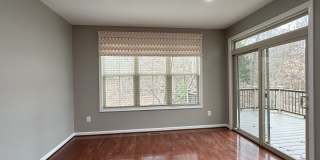 Gorgeous End Unit Garage Townhome In Brambleton for Rent! Gallery 15