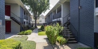 3 Corners East Gallery 16