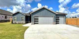 2762 N Justin Dr Gallery 1