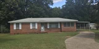 Cute 3 Bedroom in Millbrook! Gallery 1