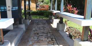 Beautiful 2 bedroom Lakefront Home Gallery 35