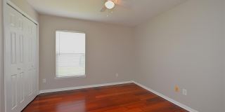 125 COSTA Loop Gallery 32