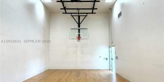 1020 Villa Ln Gallery 27