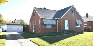 2761 Forestview Avenue Gallery 1